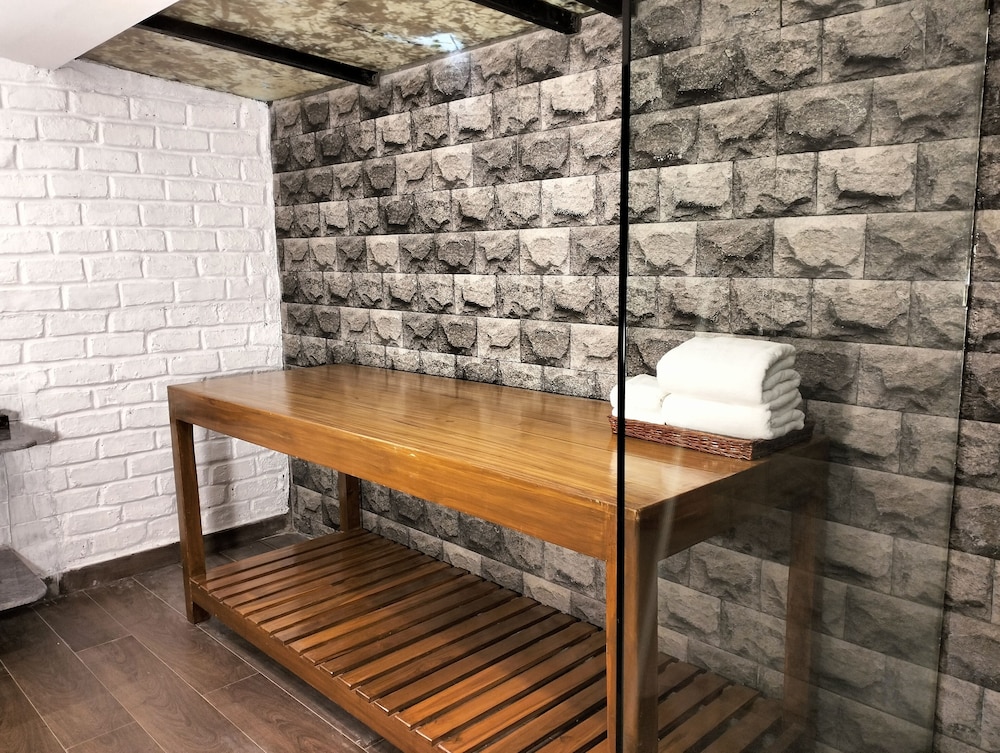 Neem Forest Cottage In Room SPA (Aroma/Swedish) for couple (45 min. with prior appointment) photo 2