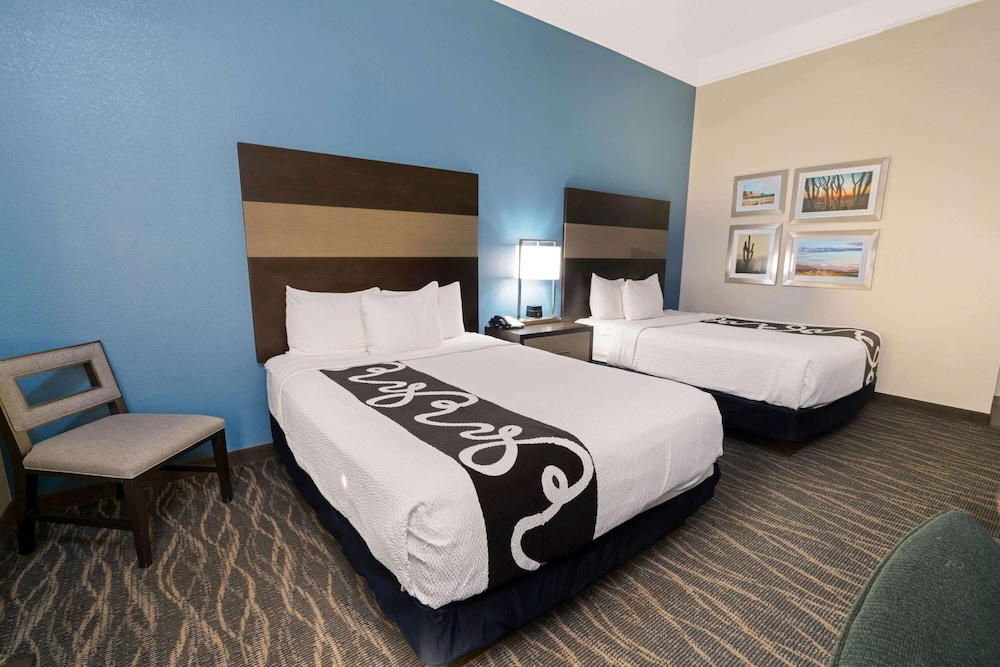 Room, 2 Queen Beds, Non Smoking - Photo 3