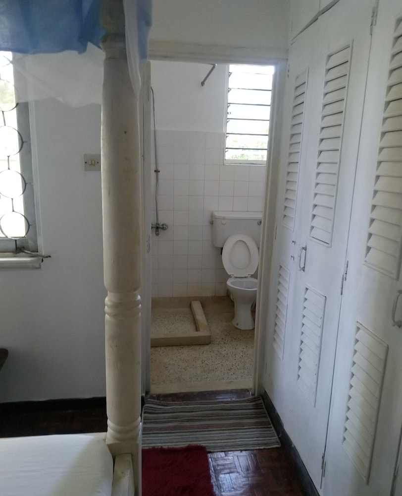 Economy Room, 1 Double Bed, Courtyard View photo 2