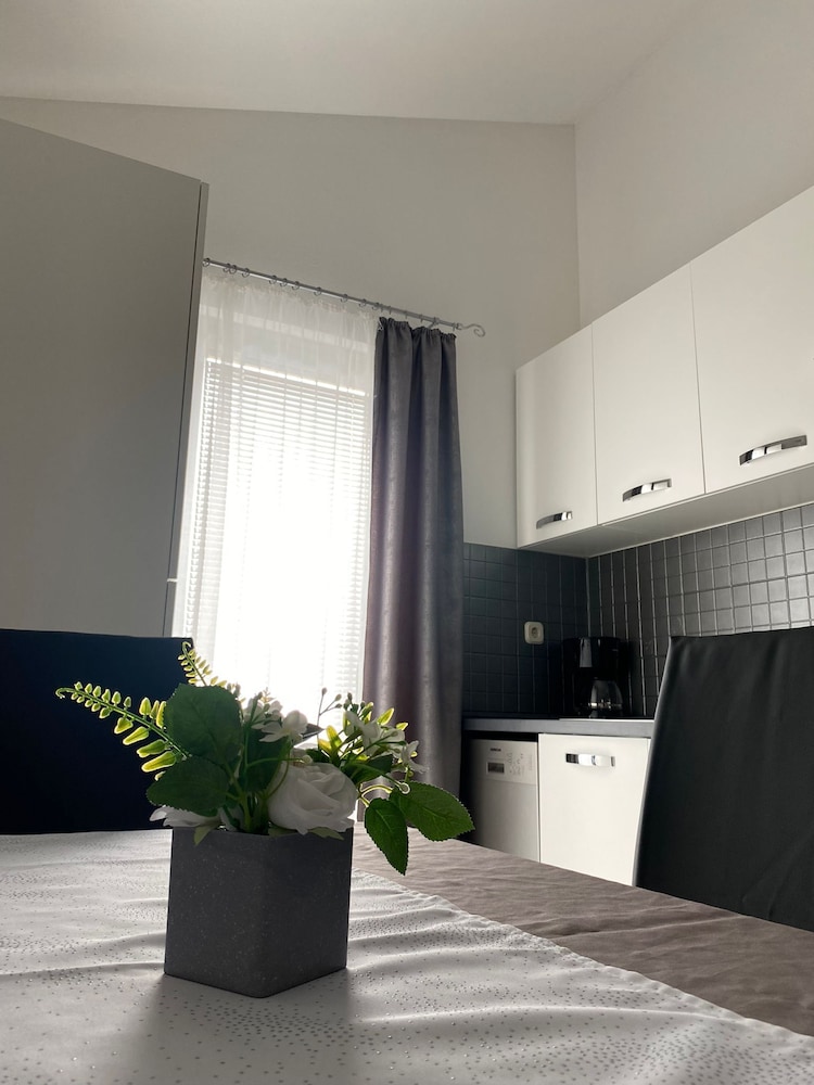 Comfort Apartment photo 3