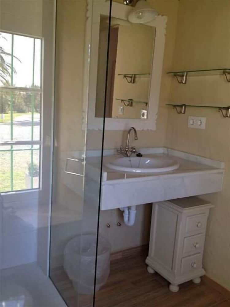 Apartment, 1 Bedroom, Kitchen (2 pax + 1 bed) photo 3