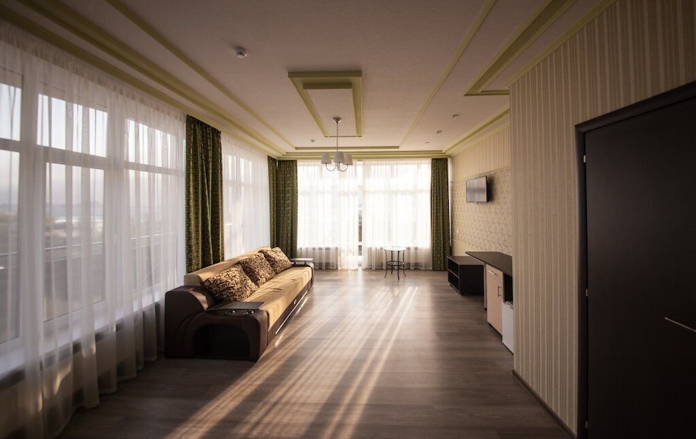 Premium Studio Suite photo 3