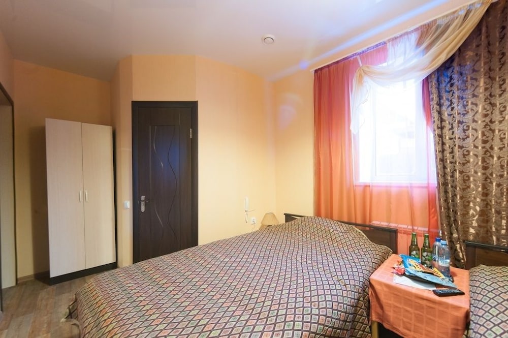 Standard Twin Room photo 3