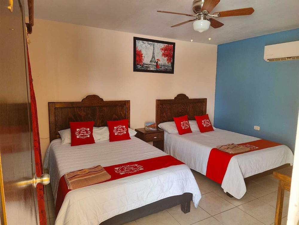 Standard Room, 2 Double Beds photo 1