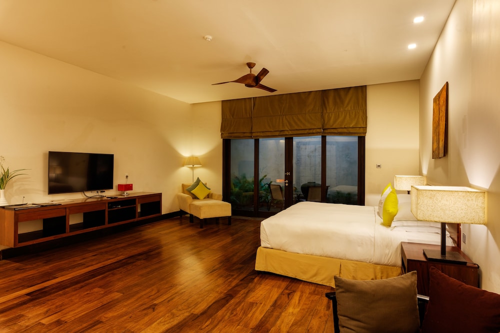 Courtyard Room - Photo 1
