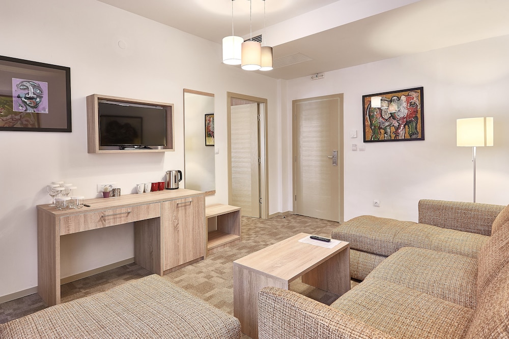 Deluxe Double Room, Accessible, Garden View photo 3