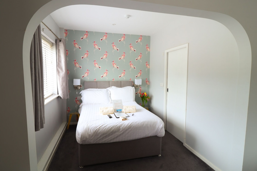 Deluxe Double Room, Ensuite photo 3