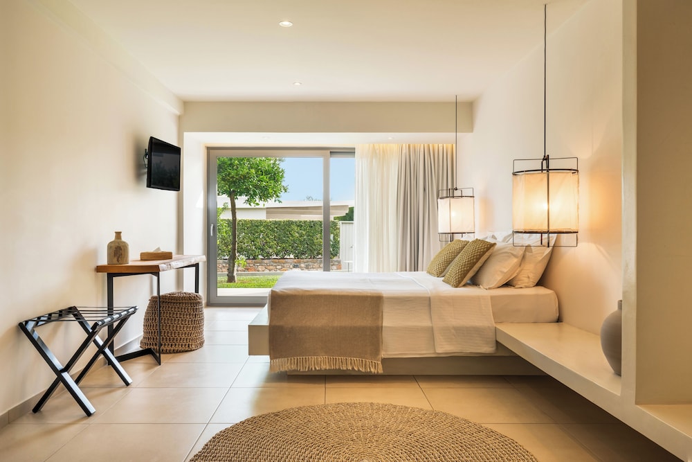 Premium Bungalow Suite with Garden View