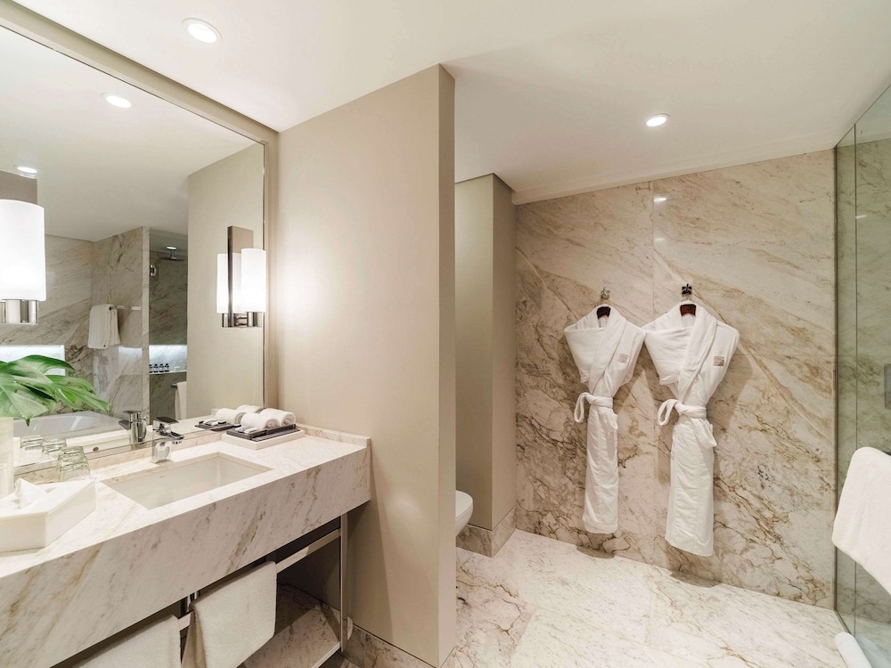 Fairmont Gold King, Suite, 1 Bedroom, Club Lounge Access, Sea View