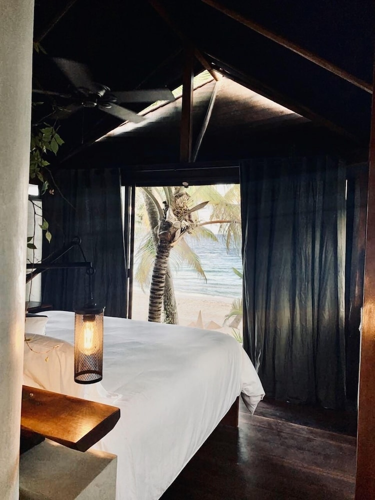 Exclusive Cabin, 1 King Bed, Terrace, Ocean View