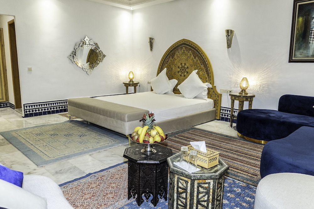 Luxury Room - Photo 5