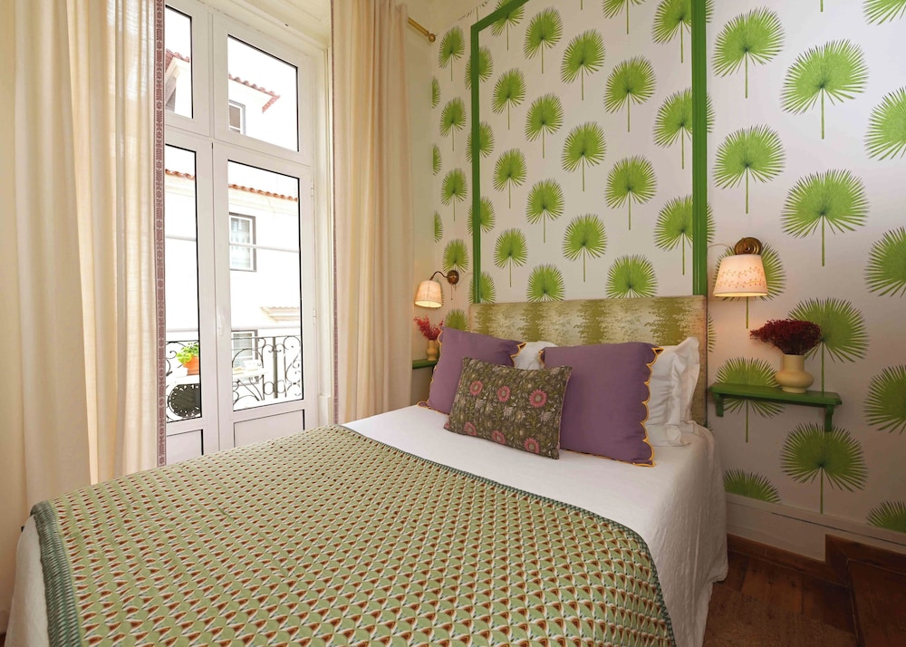 Standard Single Room, River View