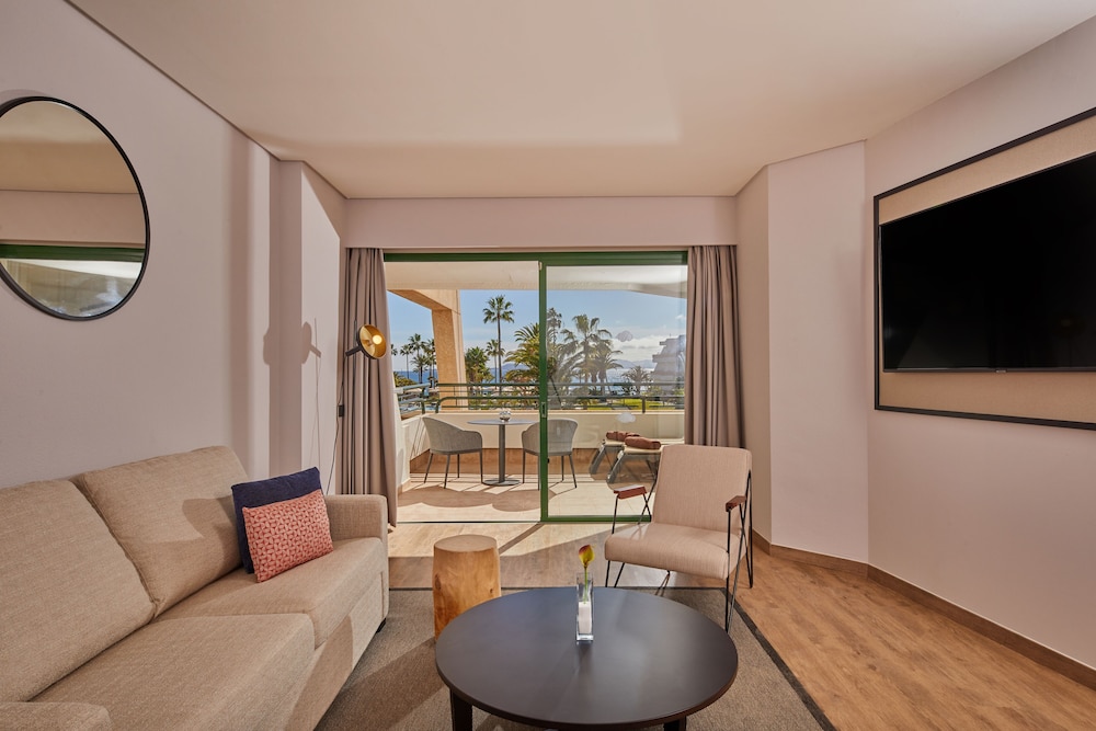 Suite, Terrace, Ocean View (Preferred Club) - Photo 8