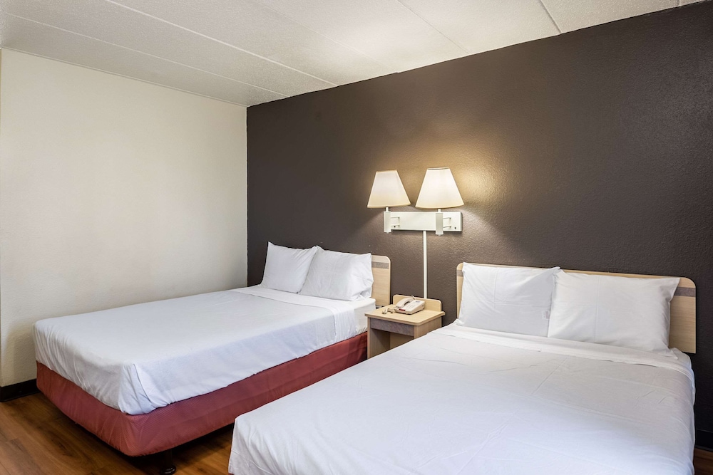 Standard Room, 2 Double Beds, Non Smoking photo 1