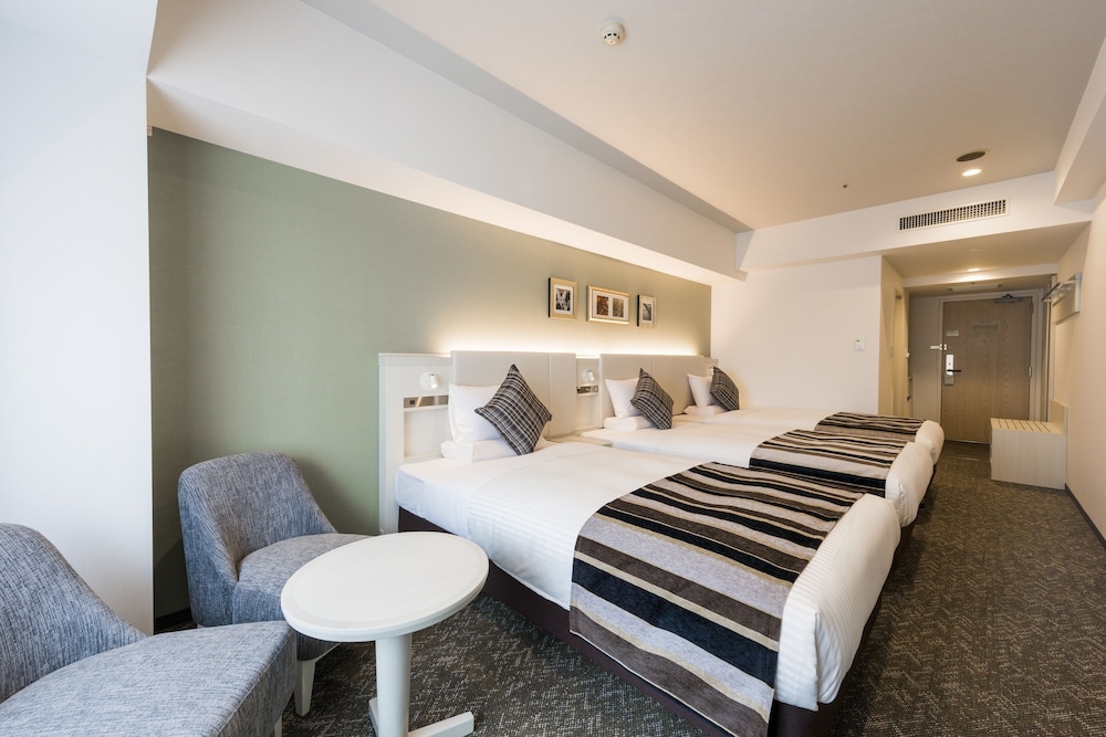 Superior Triple Room, Non Smoking - Photo 2