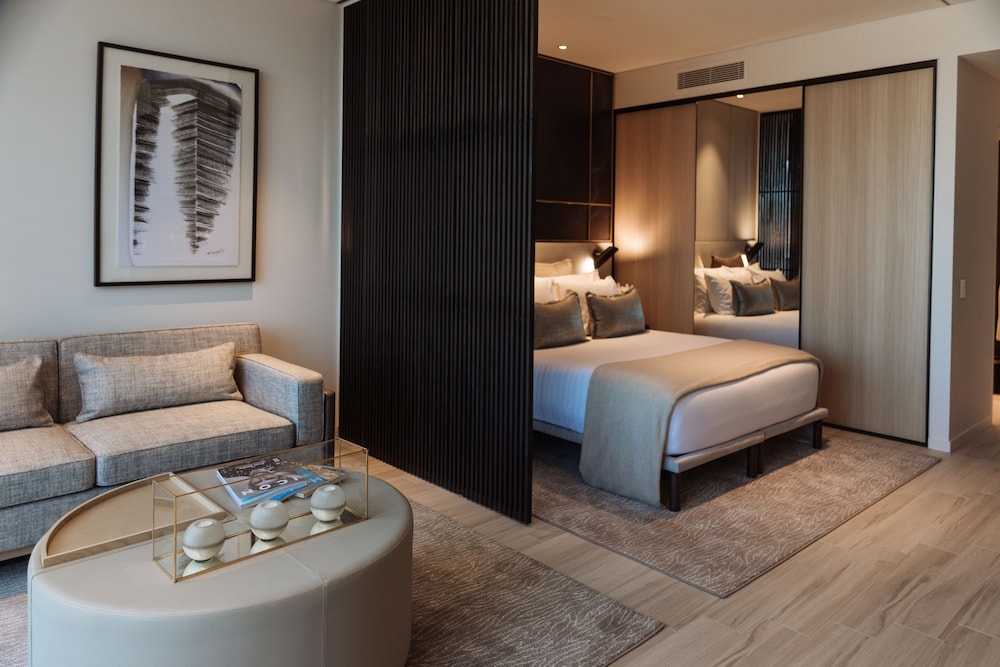 Studio Queen Apartment