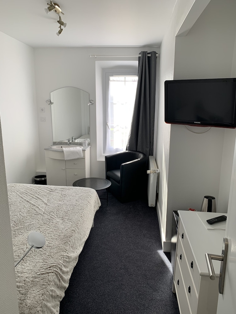Single Room, 1 Large Twin Bed photo 1