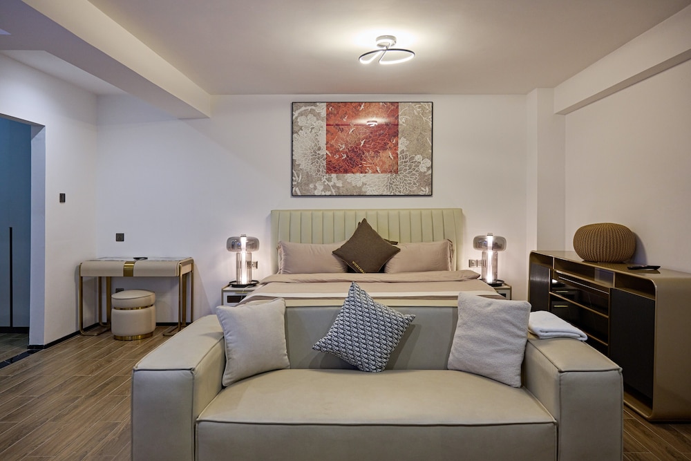 Superior Duplex, 4 Bedrooms, Balcony, City View