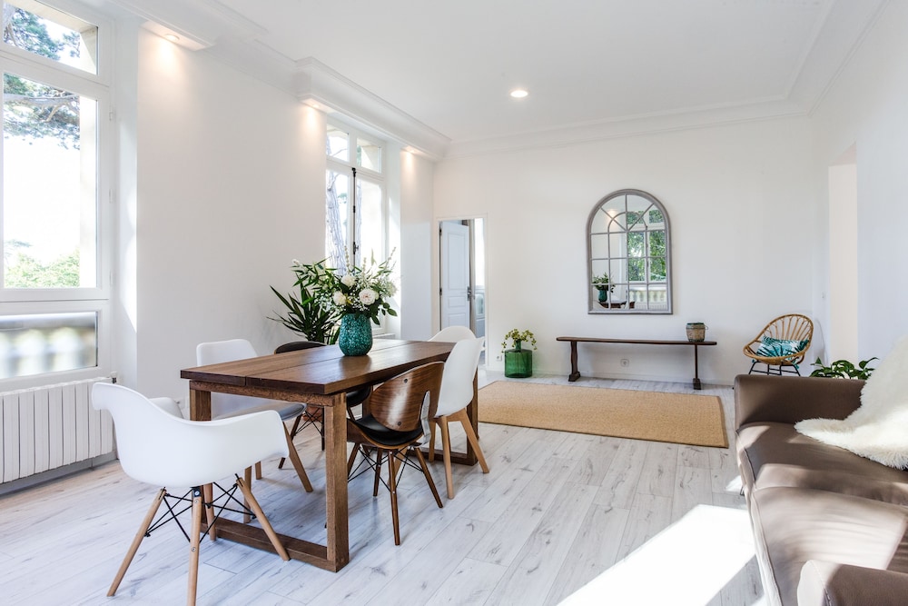 Family Apartment, 3 Bedrooms, Pool Access, Park View photo 2
