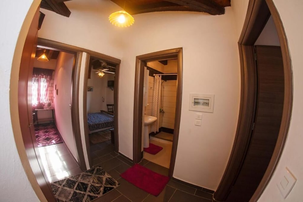 Villa, 6 Bedrooms, Non Smoking, Sea View photo 1
