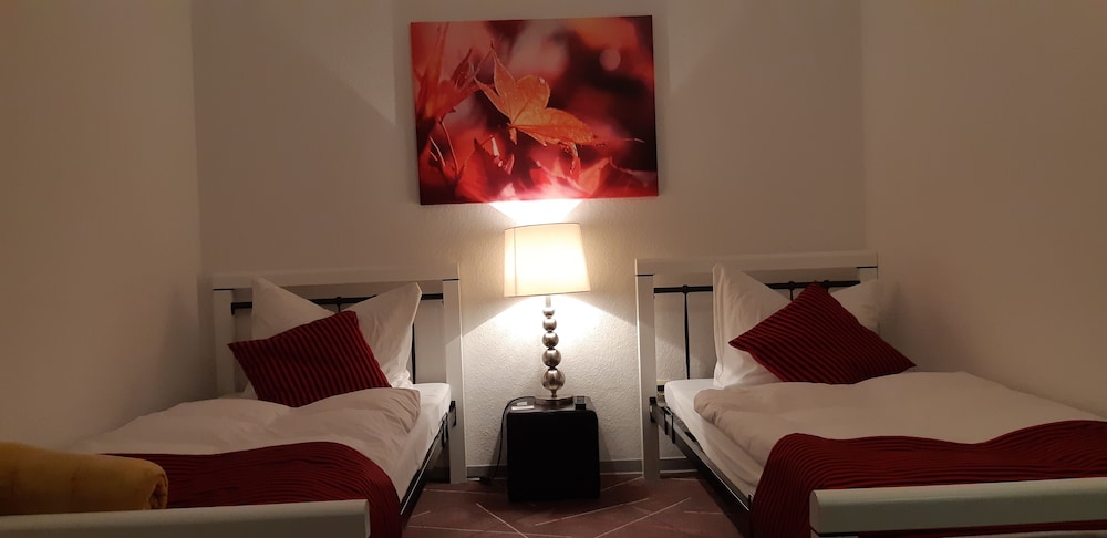 Standard Twin Room photo 1