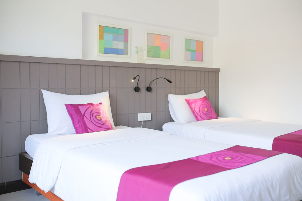 Superior Twin Room - Photo 11