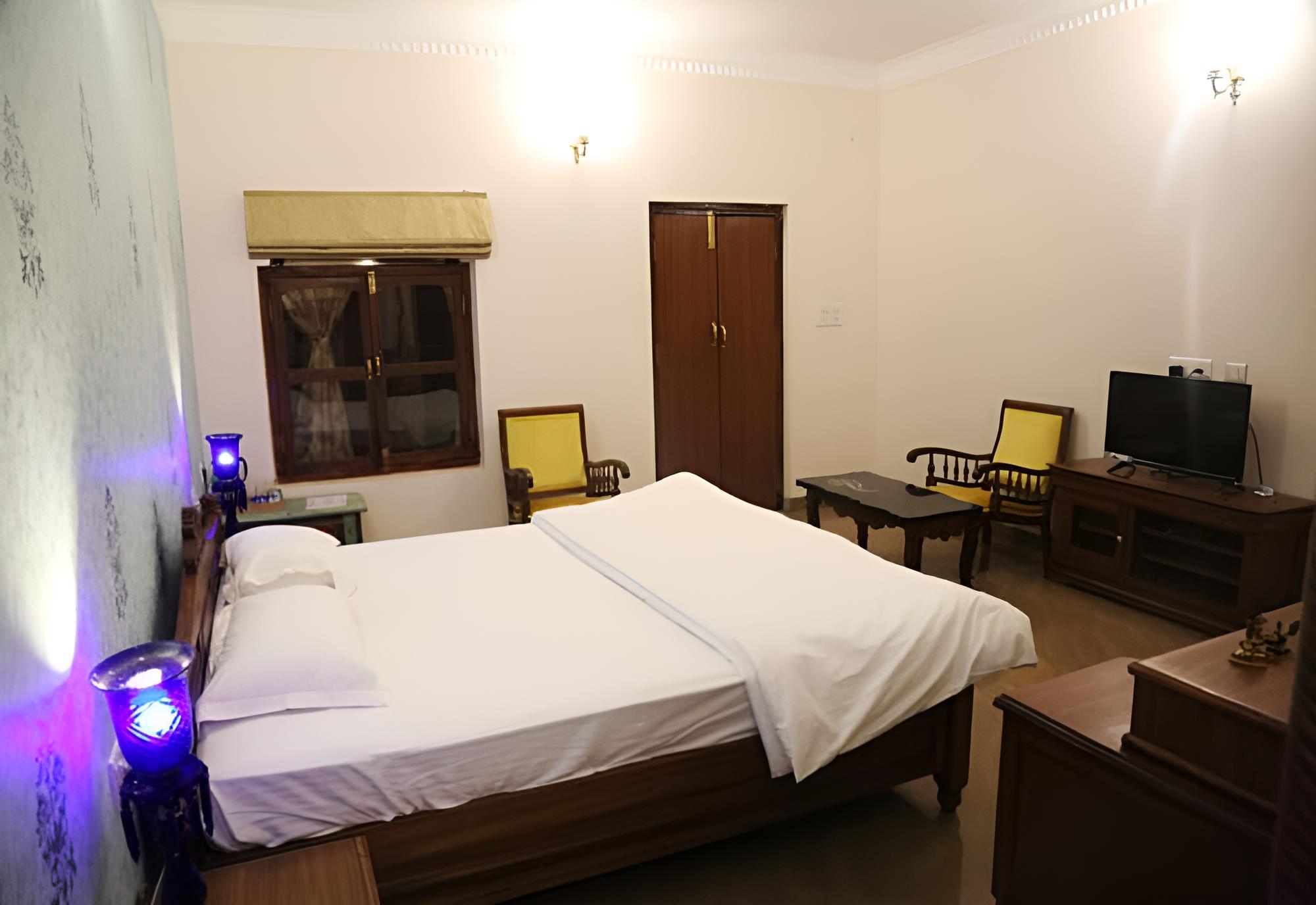 Super Deluxe Room - Photo 6