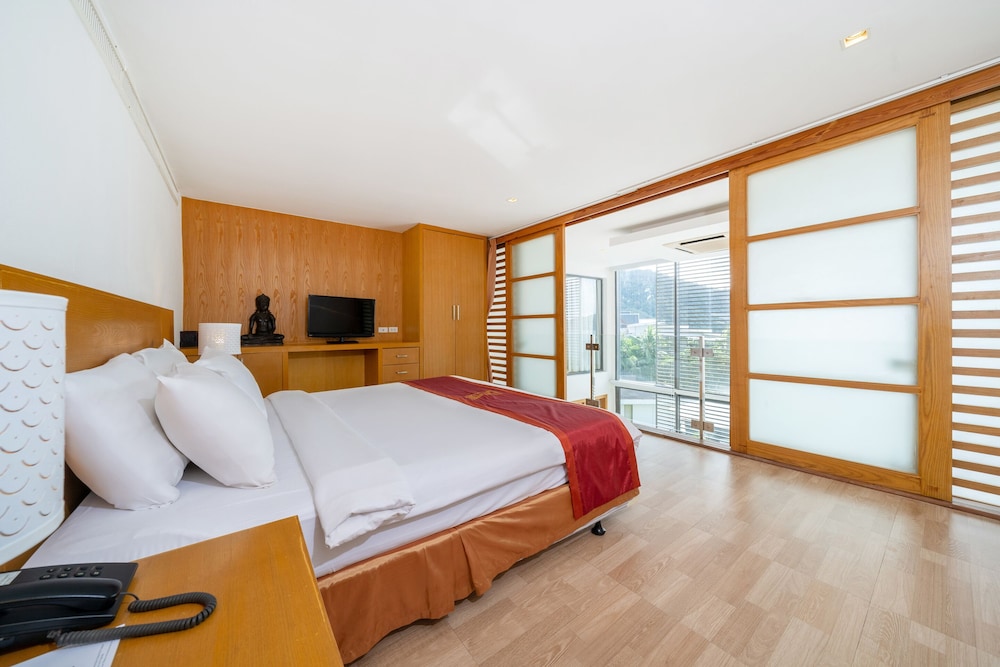Ocean Suite 4 Bedrooms - Photo 2