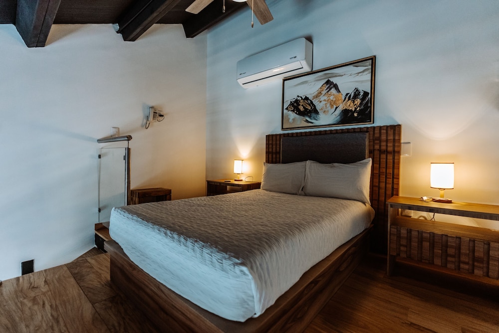 Luxury Loft, 2 Double Beds, Balcony - Photo 5