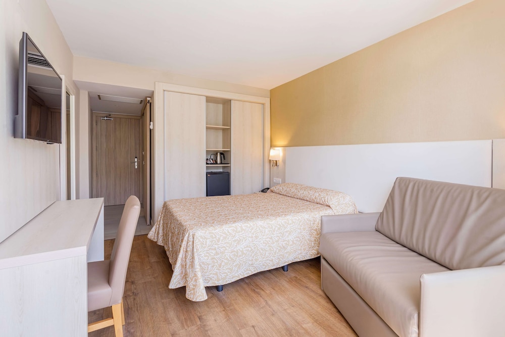 Double Room (1 Adult) - Photo 5