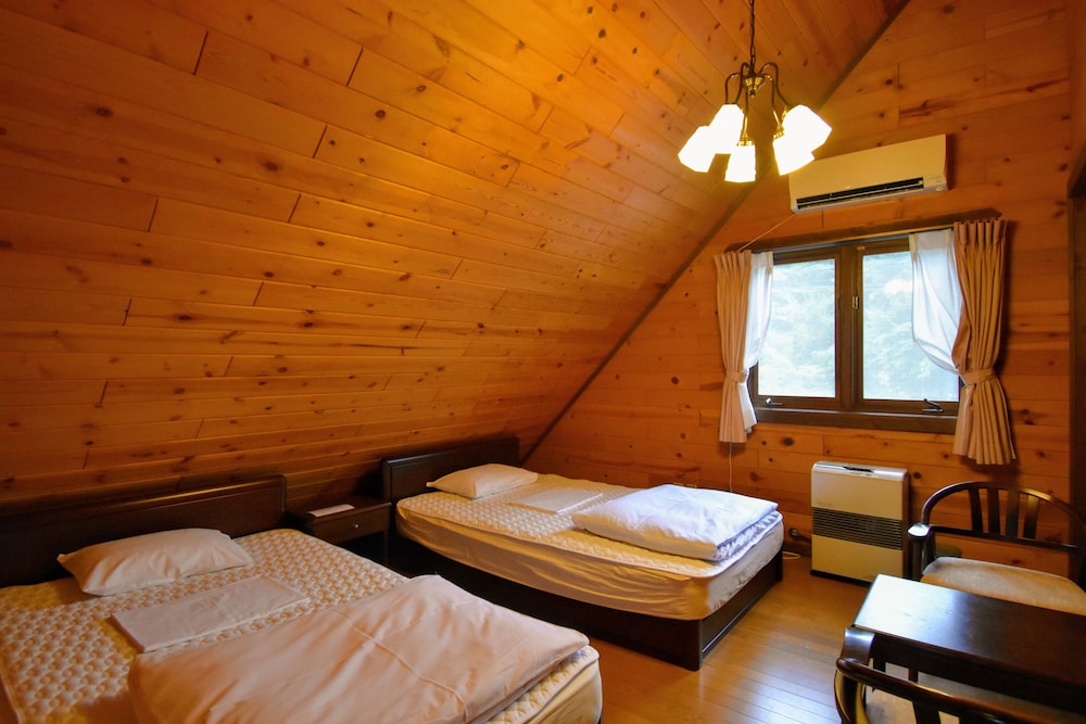 Cottage for 12 People photo 2