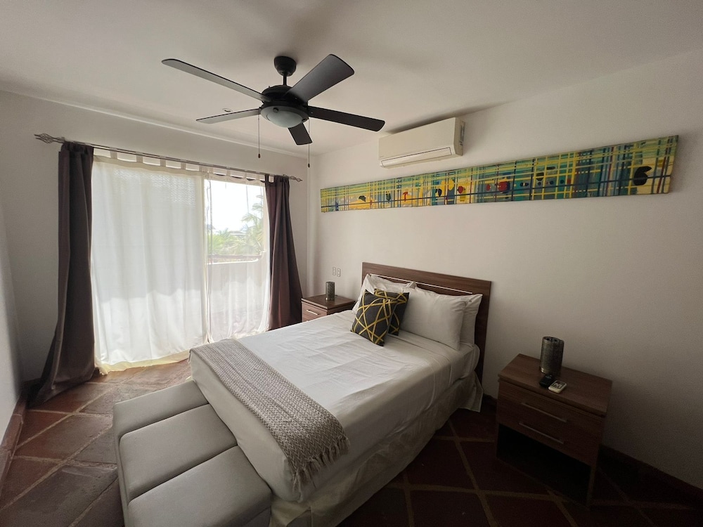 Apartamento Exclusivo, 2 Quartos, Cozinha, Vista para o Oceano