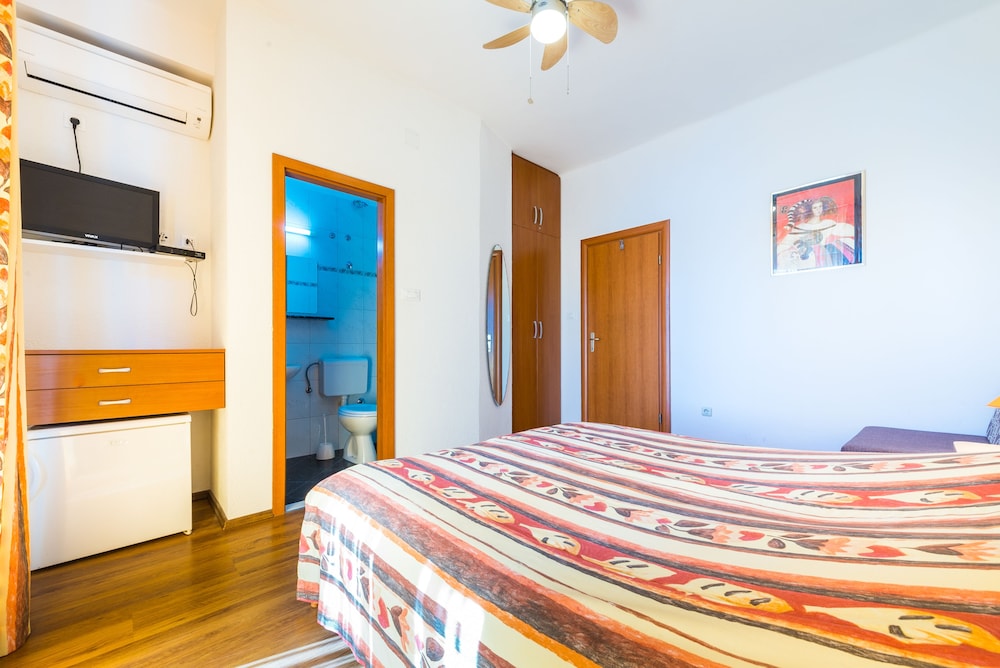Standard Double Room, Terrace, Sea View (A2) photo 1