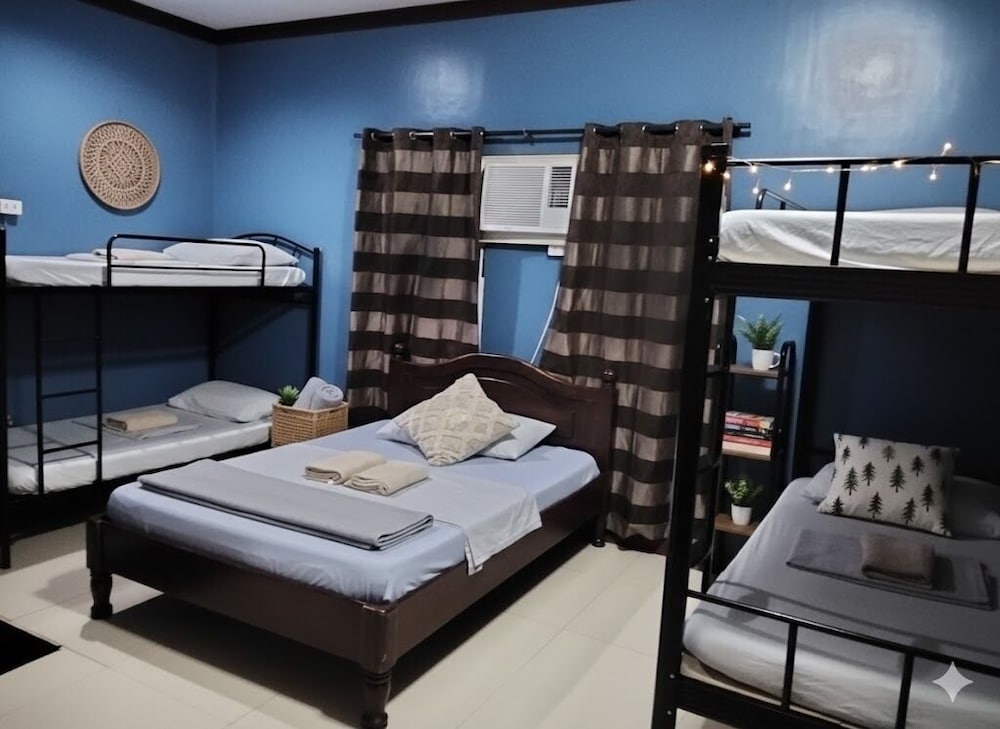 Quadruple Room photo 2