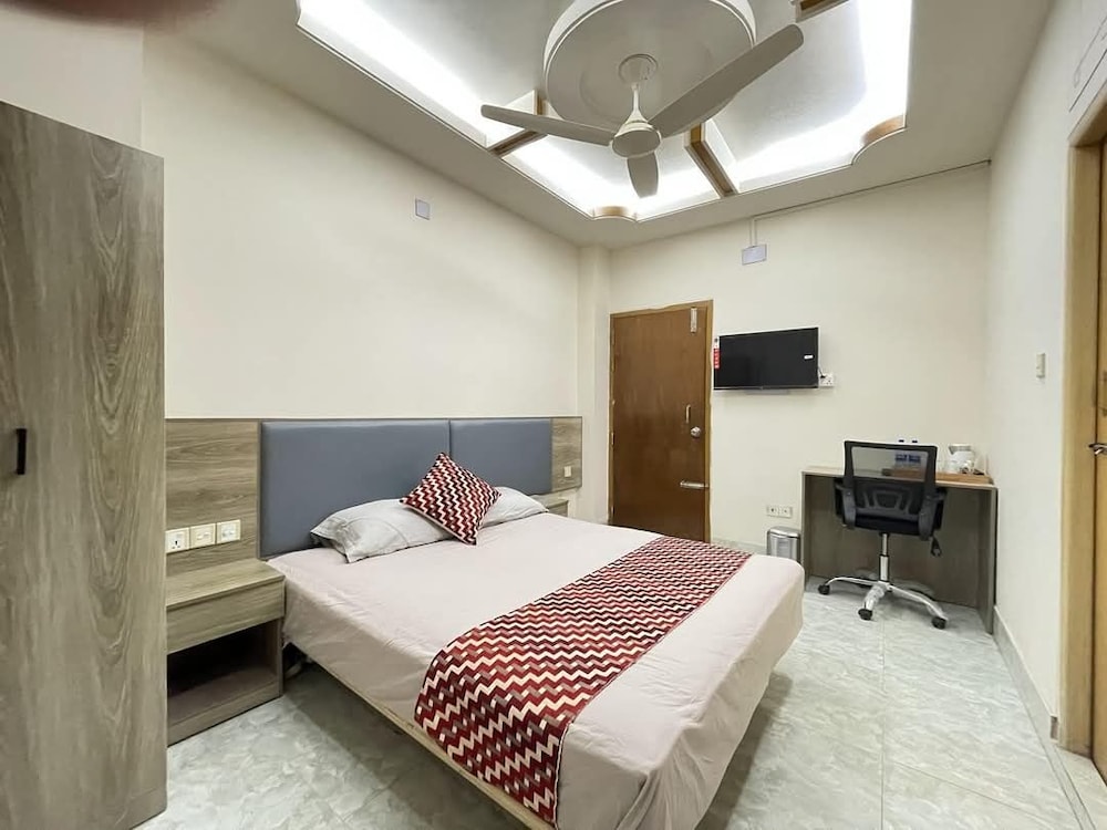 Deluxe Double Room, City View
