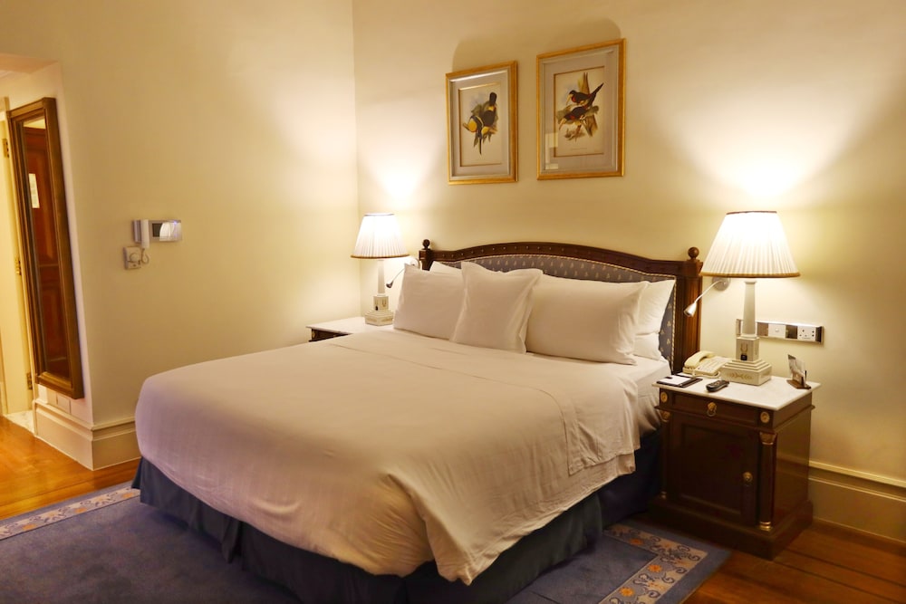 Club Room, 1 Queen Bed - Photo 7