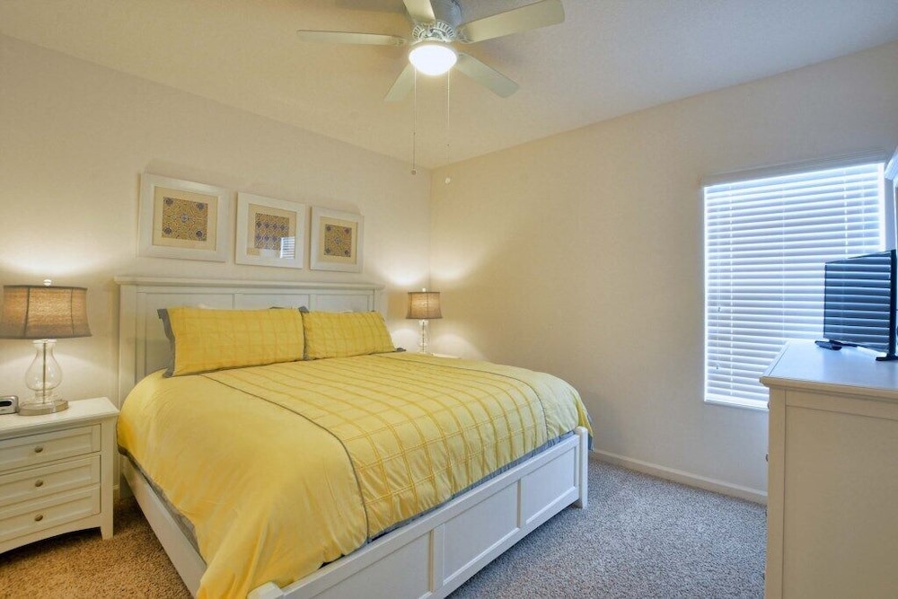 House, Multiple Bedrooms