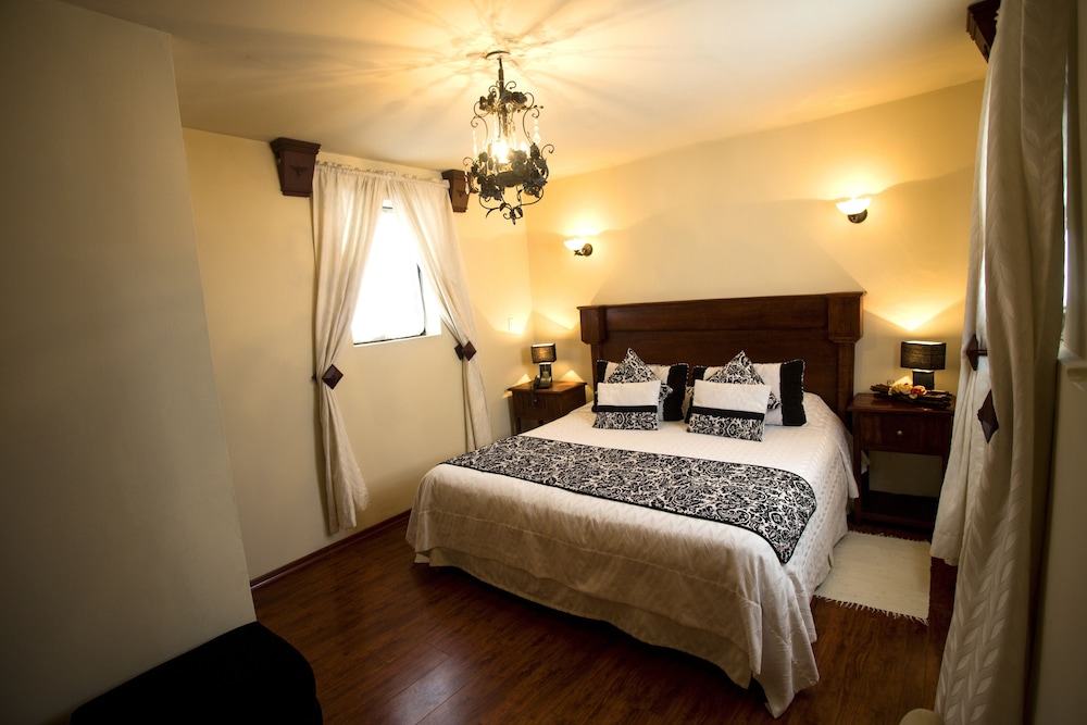 Superior Room, 1 King Bed