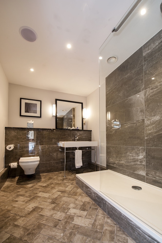 Deluxe Room, 1 Double Bed - Photo 9