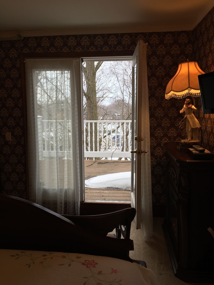 Room photo 2
