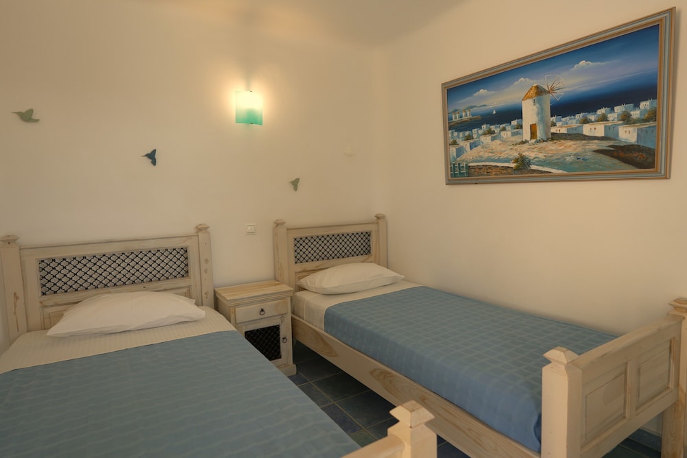 Standard Double or Twin Room, Non Smoking, Pool View