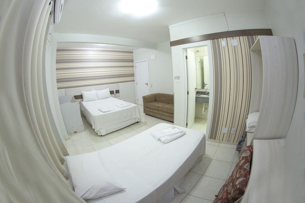 Deluxe Quadruple Room photo 3