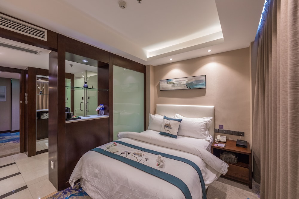 Double Room (Extreme Sassy Fresh Air) photo 1