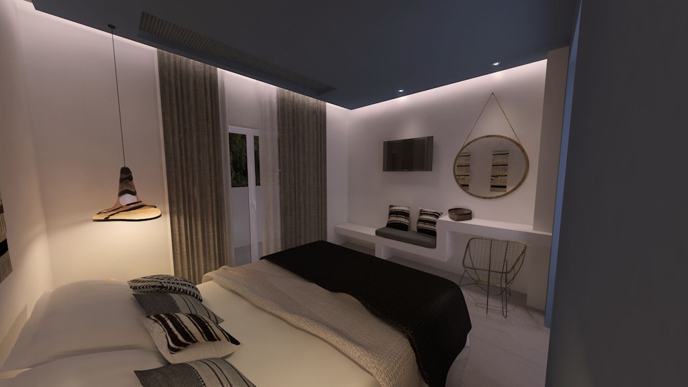 Deluxe Double or Twin Room - Photo 1