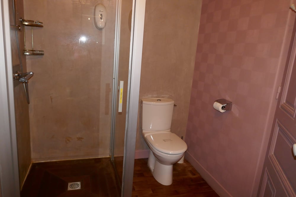 Quadruple Room (Chambre Quadruple) photo 2