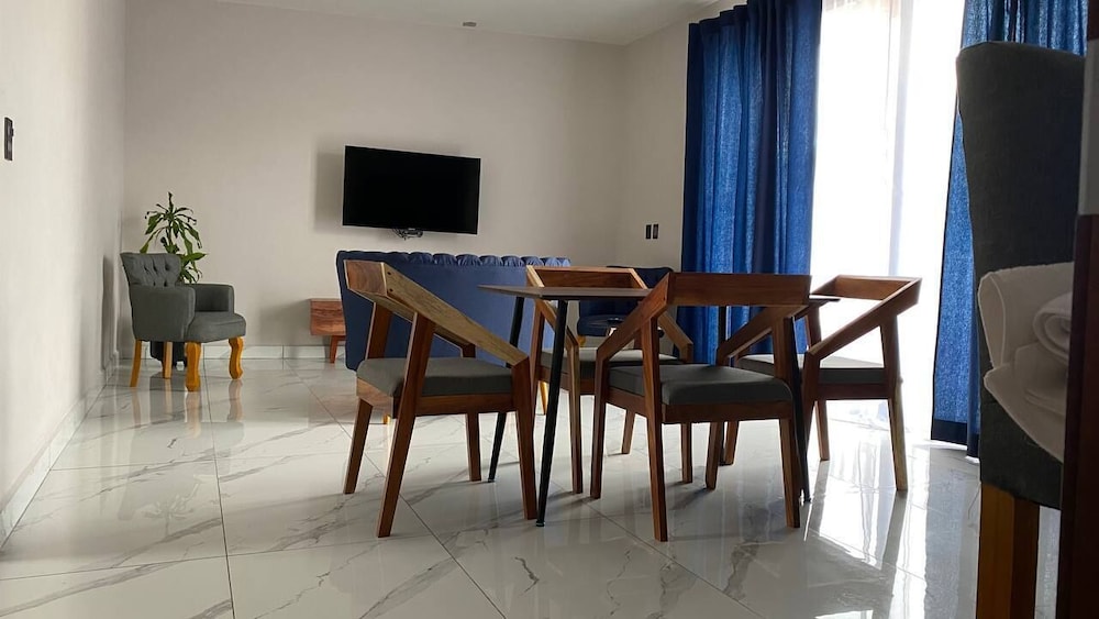 Executive Suite, 1 Bedroom photo 3