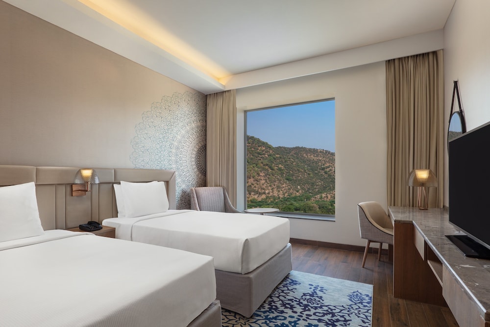 Room, 2 Twin Beds (Aravalli View) - Photo 3