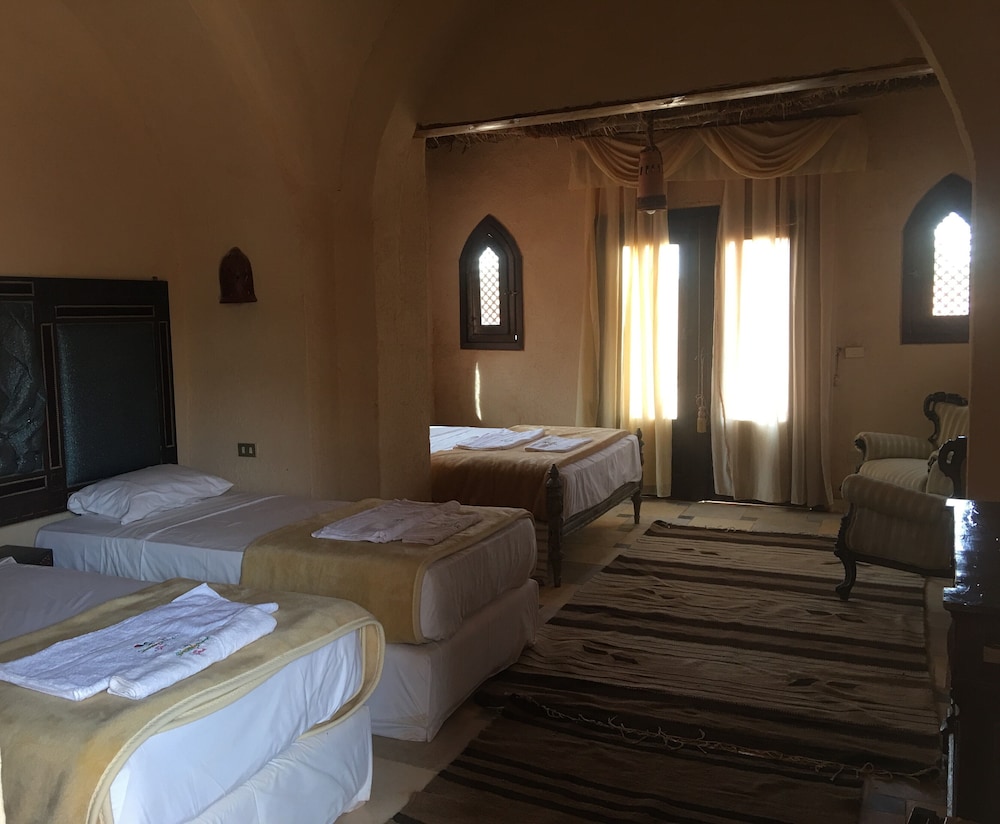Basic Triple Room, Multiple Beds