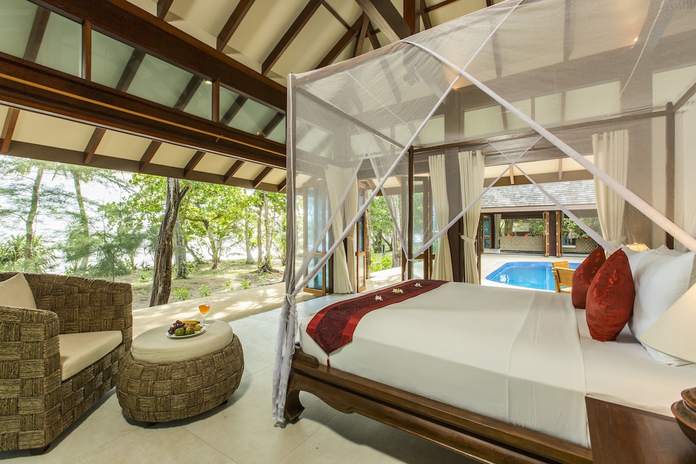 Luxury Villa, 2 Bedrooms, Private Pool, Beachfront photo 3