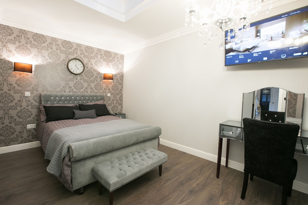 Apartment (Fairhaven Woodland) photo 2